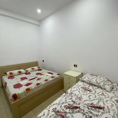 Apartment Aura - *