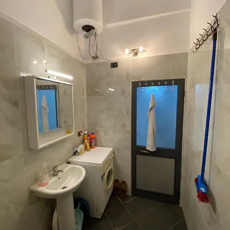 Apartment Aura -